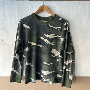 Long Sleeve Camouflage Ribbed Henley Size Medium Olive